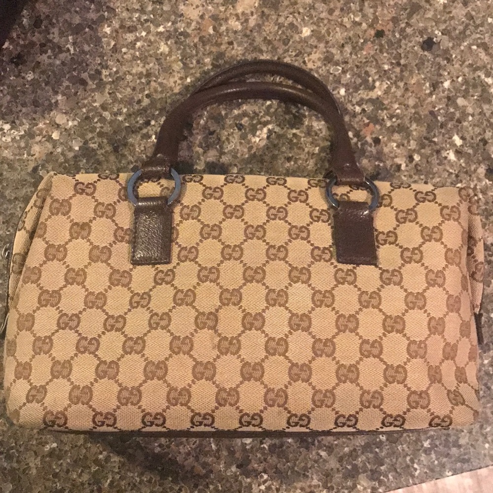 Authentic Gucci hand bag with dust bag